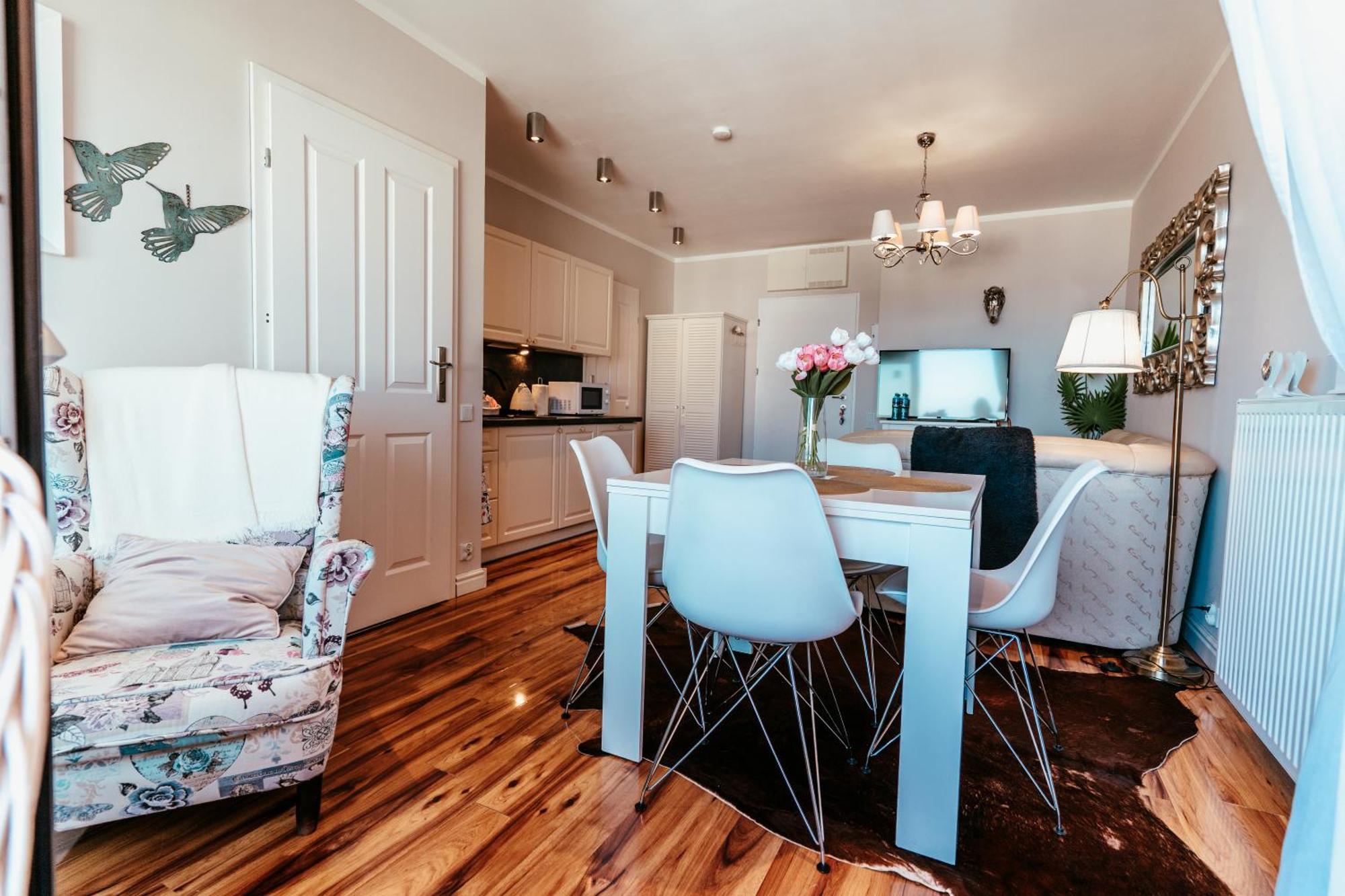 Apartament Martini Miedzyzdroje Exteriör bild