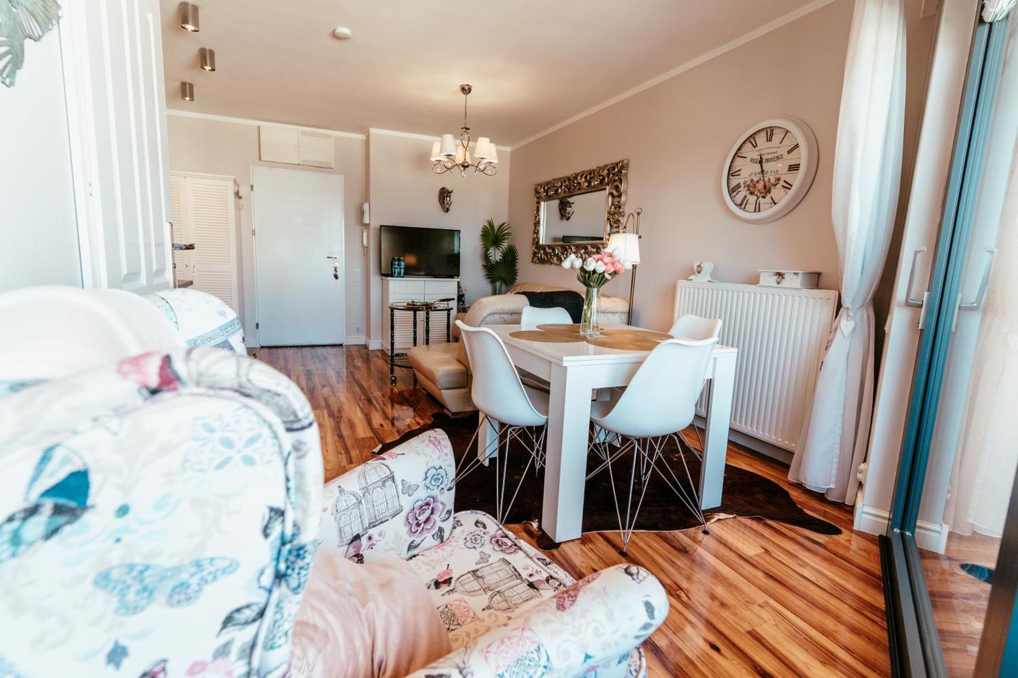 Apartament Martini Miedzyzdroje Exteriör bild