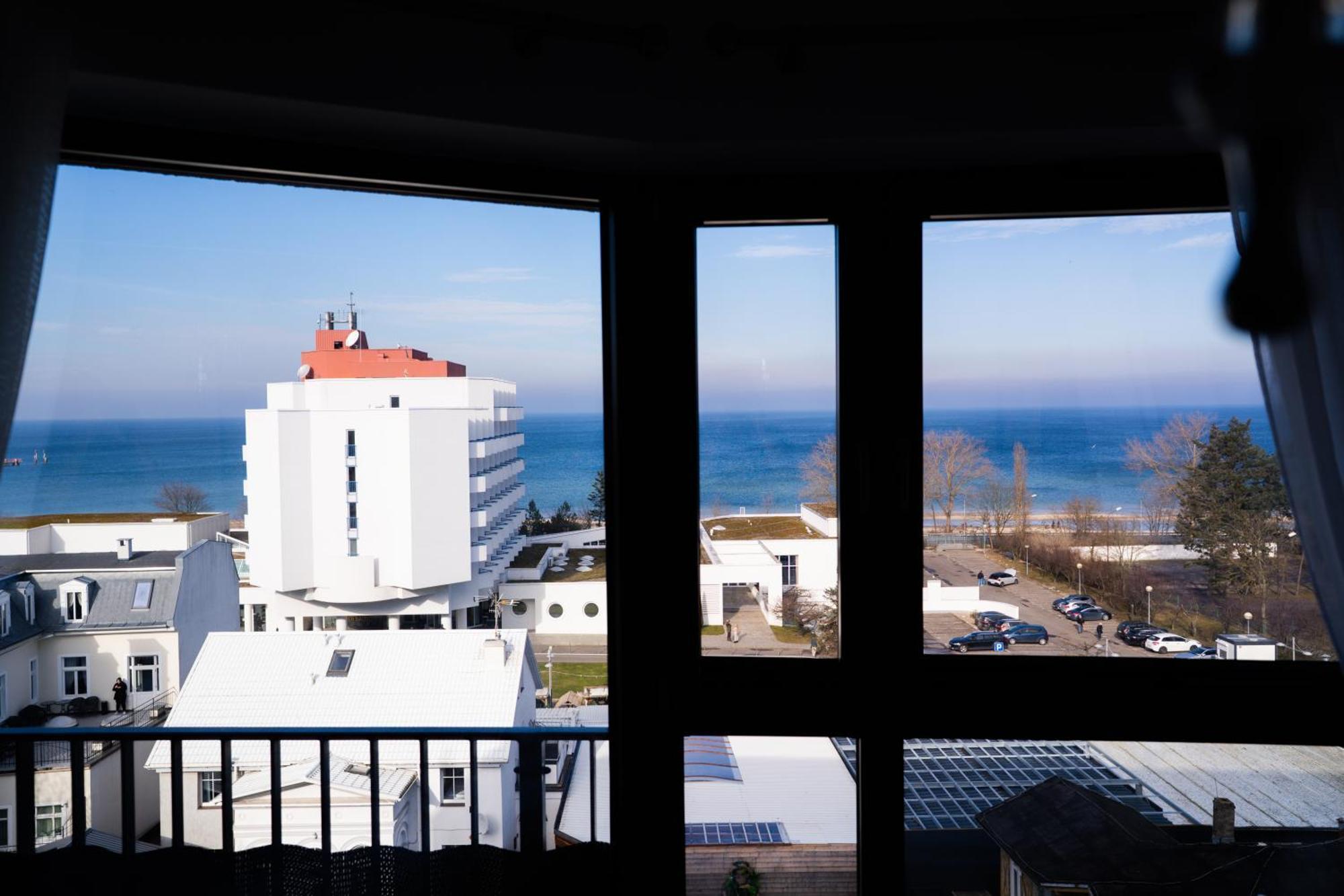Apartament Martini Miedzyzdroje Exteriör bild